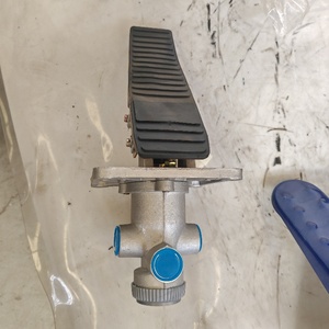 Pédale de frein pour engins de construction, compatible 4120003758 pour SDLG 953, valve de frein à air <span class=keywords><strong>60F</strong></span> avec lumière - Product Image 6