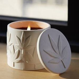 Récipient de bougie vide en céramique, récipient de bougie en relief, bougie de corail, vente en gros - Product Image 2