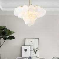 Lustre suspendu LED contemporain nordique à anneau doré en fer et acrylique, réglable en hauteur, blanc chaud, dimmable, taille moyenne, pour salon