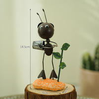 Ornement de fourmi en métal Cadeaux Sculpture Figurine Animal Bureau Artisanat Décorations d'intérieur Décorations de salon