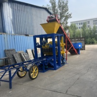 Machine à fabriquer des blocs QT4-24 pour les fabricants de produits en béton en Afrique