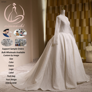 Robe de mariée élégante blanche grande taille à manches longues, col en V, haut en dentelle illusion, silhouette trapèze, traîne chapelle, sur mesure, vente en gros - Product Image 2