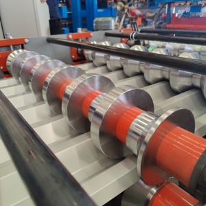 750 Galvanizli Oluklu Çatı Kaplama Sacı Yapma Makinesi Manuel Çatı Kiremidi Çinko Yapma Makinesi - Product Image 4