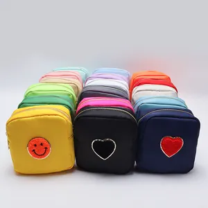 Bolsa de nailon con cremallera de 27 colores de alta calidad, bolsa de cosméticos grande de viaje, bolsa de viaje pequeña, Mini bolsa de nailon para maquillaje