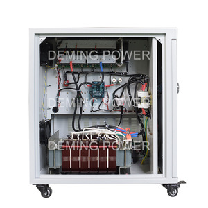 Regulador Automático de Voltaje DPI de 15 kVA Trifásico con Pantalla LCD para Centro de Datos - Product Image 2