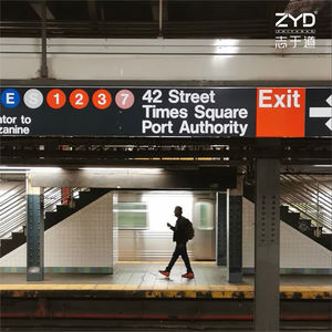 Servicio Profesional OEM para Señalización Metálica Direccional de Ubicación de Oficinas de Objetos Perdidos y Casetas de Policía, Transporte por Metro - Product Image 1