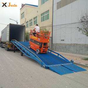 Có thể gập lại 6t 10t 12t 15t thủy lực tải và dỡ tải di động container tải đoạn đường nối vận chuyển di động Dock <span class=keywords><strong>leveler</strong></span> - Product Image 1