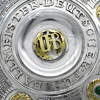 Trophée de football en résine des cinq grands championnats européens de la Bundesliga, sculpture de la Coupe de la Ligue des Champions, figurine, modèle, souvenir de Noël, cadeau