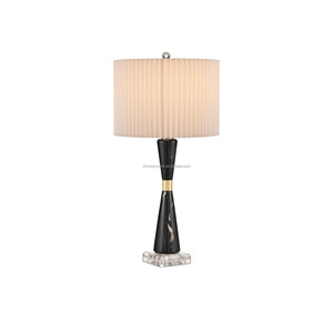 Lámpara de Mesa Moderna Mini con Base de Mármol Beige y Pantalla de Lino |   Iluminación Neutral Elegante para el Vestíbulo de Hoteles y Espacios de Vida de Primera Calidad - Product Image 3
