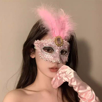 Masque de mascarade personnalisé en strass et plumes, masque en cristal en gros pour concert Kpop, festival, accessoire de scène, vente en gros