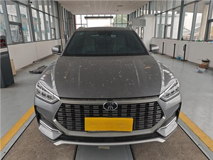 BYD Song PLUS 2020 1.5T Automático Premium |   Gris Oscuro |   28000 KM |   Cuero |   Techo Solar Panorámico |   SUV Familiar Práctico de Segunda Mano - Product Image 4