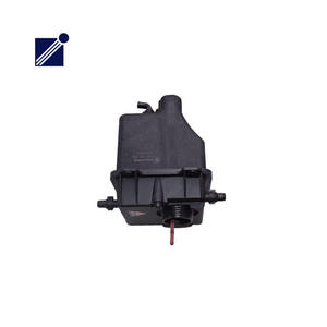 Pièces automobiles 17137501959 Système de refroidissement Radiateur <span class=keywords><strong>Intercooler</strong></span> Boîte d'expansion Convient pour X5 E53 4.4 I 4.8 - Product Image 2