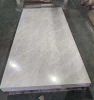 Panneau mural moderne en PVC UV effet marbre, haute brillance, étanche et insonorisant, pierre artificielle, idéal pour les gymnases et les espaces commerciaux – Vente directe usine