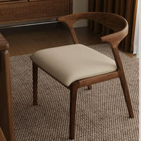 Chaises de salle à manger nordiques en bois massif pour hôtel et restaurant à usage domestique avec une chaise de bureau à dossier