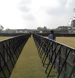 Barrière de cheval de fer anti-émeute barrière pliante <span class=keywords><strong>mobile</strong></span> clôture de performance d'événement à grande échelle - Product Image 3