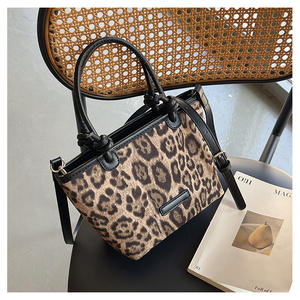 Vente en gros de sacs à main tendance léopard pour femmes sacs à bandoulière givré avec gommage sensoriel sacs fourre-tout décontractés - Product Image 6