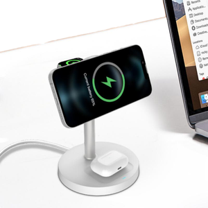 Base de Carga Inalámbrica 3 en 1 Más Vendida con Carga Rápida Magnética de 15W para Reloj Inteligente y Auriculares, Material Plástico - Product Image 1