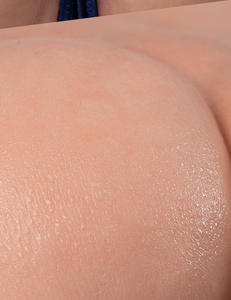 Bambola in silicone a mezza figura, con coppa a forma di aeroplano, prodotti sessuali per adulti, bambola in silicone integrale senza gonfiaggio per uomo, prodotti per adulti. - Product Image 3