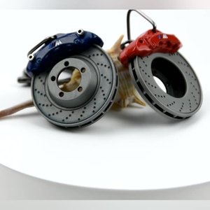 Novedad Llavero de freno automotriz Piezas de automóvil de <span class=keywords><strong>metal</strong></span> Llavero de freno de disco Calibradores de cubo Llavero de afinación para hombres - Product Image 3