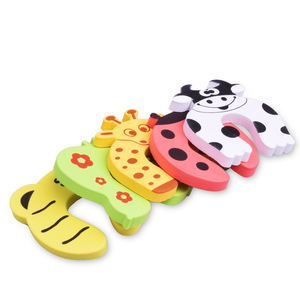 Baby Proofing <span class=keywords><strong>Finger</strong></span> Pinch Guard Venta al por mayor Baby Animal Security Card Door Stopper Soft Eva Foam - Product Image 1