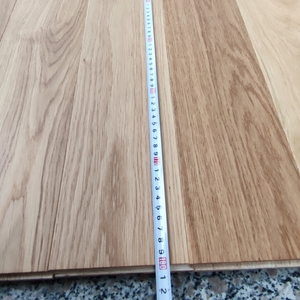 Chaud! Plancher en bois <span class=keywords><strong>d</strong></span>'ingénierie en <span class=keywords><strong>chêne</strong></span> blanc européen 100%, prix bas, plancher en bois <span class=keywords><strong>d</strong></span>'ingénierie en <span class=keywords><strong>chêne</strong></span> en chevron, parquet pour la maison - Product Image 2