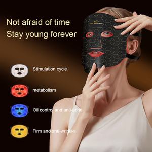 Masques de beauté LED en silicone flexible avec personnalisation 4 couleurs pour la réparation des dommages UV et le traitement de minimisation des pores - Product Image 2