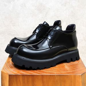 Bottes en cuir véritable faites à la main pour hommes, rehaussées de 4,5 cm, style britannique haut de gamme, à semelle épaisse, en cuir de vachette, tendance - Product Image 5