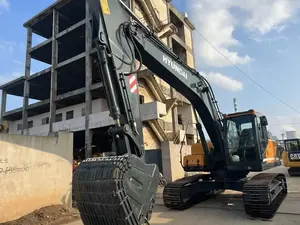 Excavatrice Hyundai 225 d'occasion de machines de construction d'ingénierie de 22 tonnes sur chenilles d'origine de la Corée à vendre