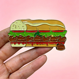 Fabricación de Lindos Pins Magnéticos de Esmalte Suave con Diseño de Sándwich Divertido para Amantes de la Comida, con Logotipo Personalizado - Product Image 3