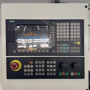 เครื่องกลึงซีเอ็นซีแบบแนวนอนรุ่น CK6163 สำหรับงานหนัก ขนาดใหญ่ พร้อมระบบควบคุม GSK ความแม่นยำสูง สำหรับกลึงโลหะ ระยะการกลึง 1000/1500/2000 มม. - Product Image 4