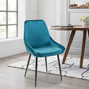 <span class=keywords><strong>Chaise</strong></span> de salle à manger moderne rembourrée en velours <span class=keywords><strong>bleu</strong></span> pétrole Techo pieds en métal noir tissu cuir/PU approvisionnement direct d'usine pour la maison - Product Image 1