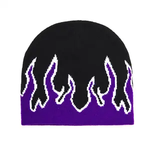 Toptan kafatası kayak akrilik örme şapka Hip Hop kelepçeli alev tüm baskı tasarım Unisex kış jakarlı bere özel Logo