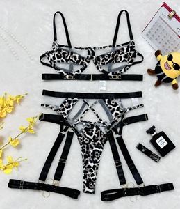 Ensemble de lingerie en résille <span class=keywords><strong>léopard</strong></span> avec <span class=keywords><strong>porte</strong></span>-jarretelles à bretelles, 3 pièces, vêtements intimes - Product Image 5