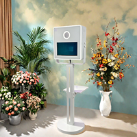 Photomaton ovale en métal avec écran tactile 15,6 pouces, ventilateur de refroidissement RGB étanche, imprimante en libre-service, capacité de 200 kg pour 15 personnes