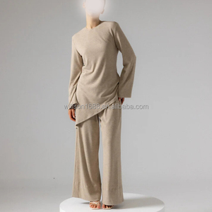 Set di 3 Pezzi Willson: Camicia e Pantaloni in Cotone Elasticizzato, <span class=keywords><strong>Abbigliamento</strong></span> Islamico Elegante per Donne Musulmane, Modesto e <span class=keywords><strong>Chic</strong></span> - Product Image 4