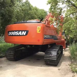 Excavadora hidráulica de cadenas Doosan DX220 usada original de Corea, excavadora mediana de 22 toneladas para movimiento de tierras y construcción de canteras - Product Image 3