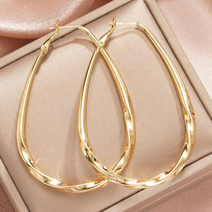 Pendientes de Aro Dorados de Oro Sólido de 18K, Clásicos para Mujer, Uso Diario, Talla Pequeña - Product Image 5