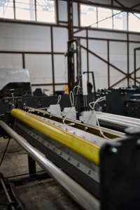 Machine manuelle et électronique de haute qualité pour la fabrication de serviettes jetables, draps et serviettes ultra-7 - Product Image 6