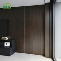 Porte en contreplaqué sans cadre au design minimaliste moderne avec surface finie, conception invisible dissimulée pour une utilisation intérieure, isolation acoustique