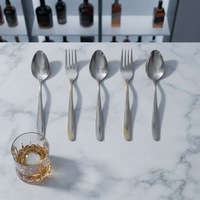 Ensemble de couverts de luxe moderne en acier inoxydable 18/0 à motif gaufré, avec manche décoratif, cuillère et fourchette, durable et facile à nettoyer