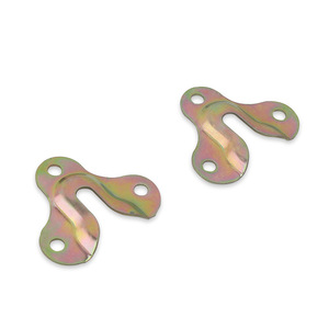 Colgador de metal Pawis de 3 orificios, montado en la pared, de una sola pieza, moldeado, resistente, minimalista, con forma poligonal, para colgar marcos, espejos y muebles. - Product Image 1