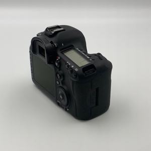 Appareil photo reflex numérique plein format Canon 5D3 A+ d'<span class=keywords><strong>occasion</strong></span> avec chargeur de batterie pour le tournage de documentaires - Product Image 4