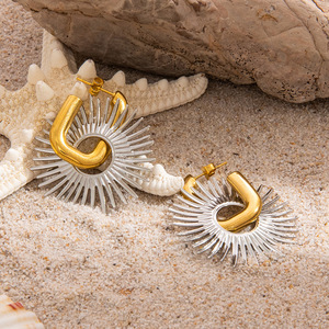 Pendientes de Aro con Púas de Acero Inoxidable, Chapados en Oro de 18K, Forma de U, para Uso Diario - Product Image 2