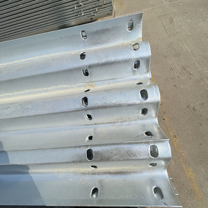 Прочные оцинкованные ограждения для автострад и автомагистралей - Product Image 5