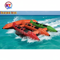 Jeu de sport fou PVC bateau banane gonflable pontons de mer en gros installations d'amusement aquatique