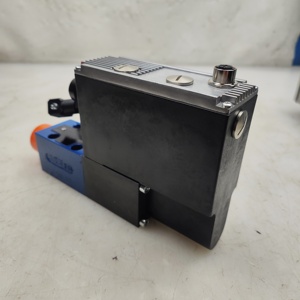 VT-DFPE/DFP/DFPN ซีรีส์ R900703811 VT-DFP-A-2X/G24K0/0/V VT-DFPE-A-22/G24K0/0A1V/V-014 วาล์วควบคุมทิศทางแบบสัดส่วนโดยตรง - Product Image 4