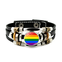 Fabricant LGBTQ Gay Pride Love is Love Wins Rainbow Flag Design Bracelet Snap Button Charm LGBT Bracelet en cuir pour hommes
