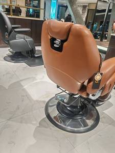 Silla de Peluquería DM Antique Gold para Hombre, Mueble Clásico Vintage para Salón de Barbería, Silla de Peluquería de Lujo al por Mayor para Salones - Product Image 6