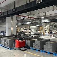 Marmor-Optik Selbstklebende Bodenfliesen LVT-Bodenbelag Luxuriöses Fischgrätmuster 20mm Dick Trockenrücken Wasserdichte Selbstklebende Fliesen