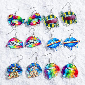 创意搞笑唇彩嘴性感舌唇彩虹蝴蝶蜜蜂蜂蜜铅笔夸张关闭印花亚克力滴耳环 - Product Image 1